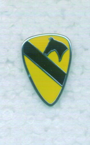 PIN 1ª DIVISION CAVALRY.